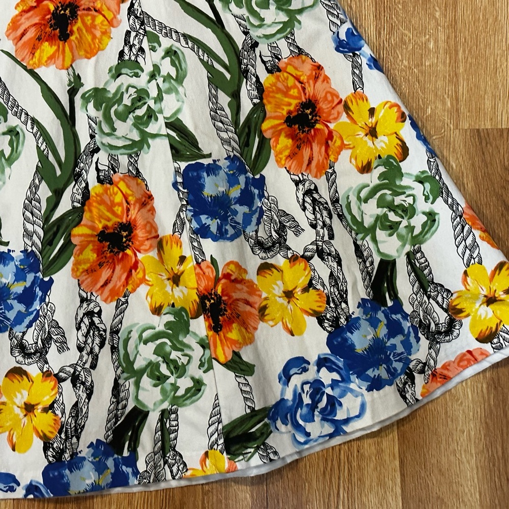 Premise ModCloth Fit Flare knee length floral dress 8 white royal blue peach - Picture 4 of 7
